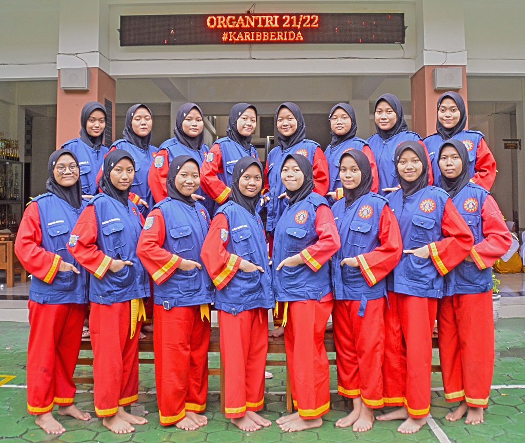 Tapak suci -  pondok pesantren putri muhammadiyah